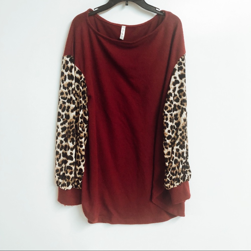 Emerald Plus Size Leopard Top sz 2X✨